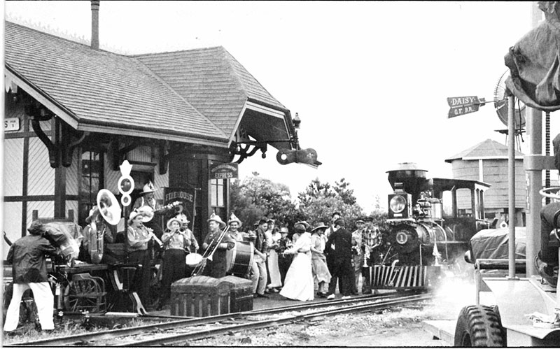 FH5+2 tv railroad spectacular
